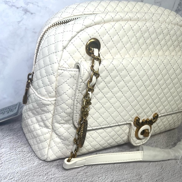 PRHA Quilted Handbag with Gorgeous Hardware - Picture 2 of 11